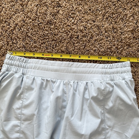 Lululemon Hotty Hot Hr High Rise Shorts Powder Blue Size 8 Tall - Picture 14 of 16